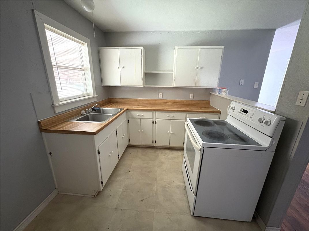 Interior, Kitchen