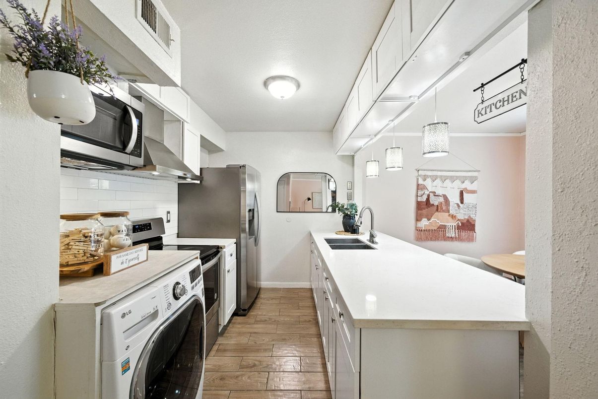 Interior, Kitchen, Wood Texture Flooring