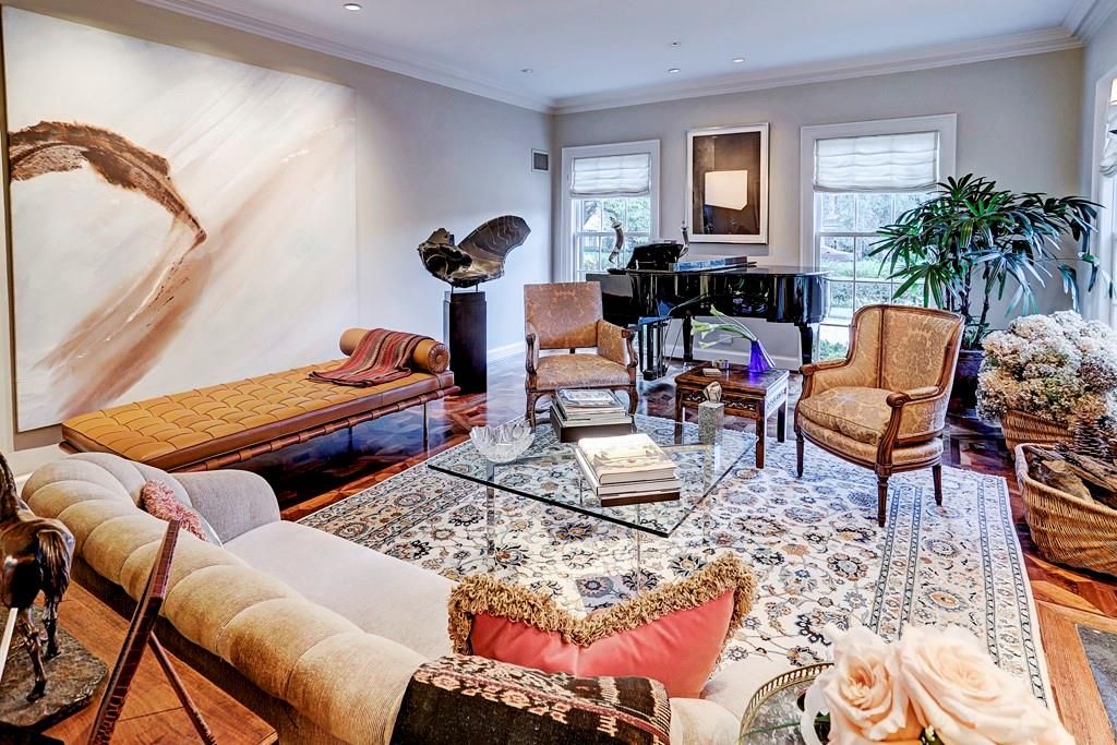 Interior, Living room, Piano, Recessed Lighting, Wood Texture Flooring