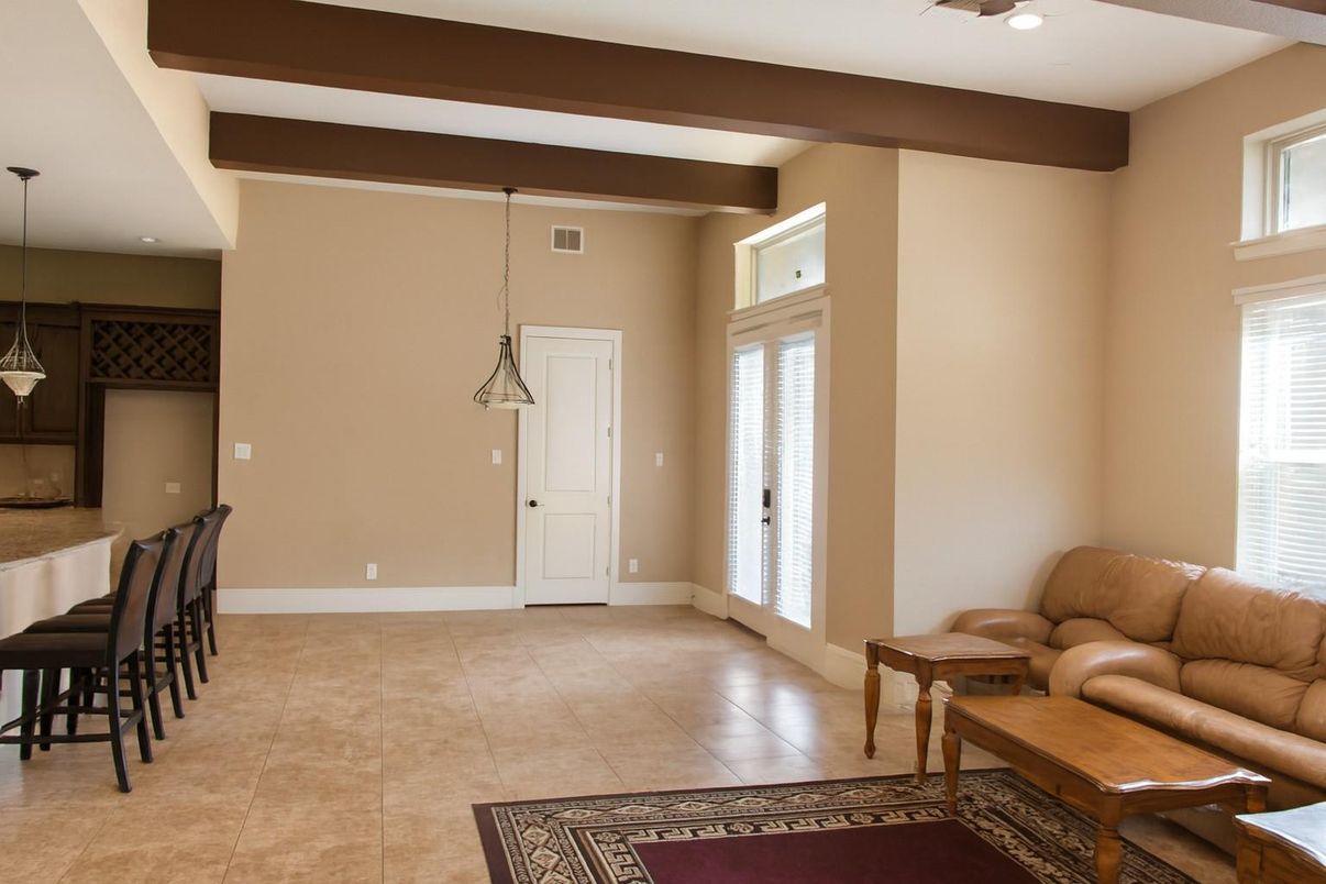 Interior, Living room, Pendant Lights, Recessed Lighting, Wooden Beams