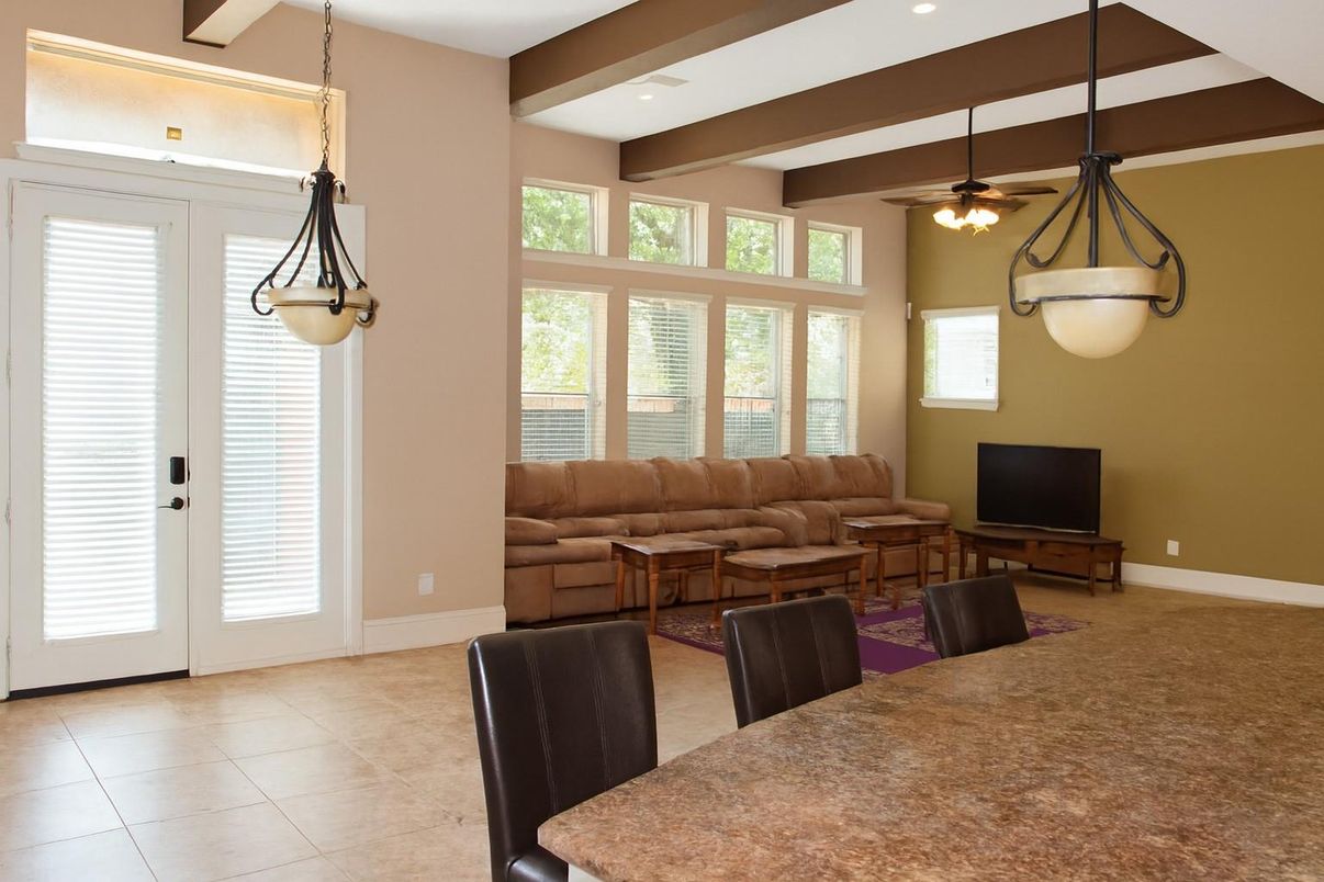 Interior, Living room, Pendant Lights, Recessed Lighting, Wooden Beams
