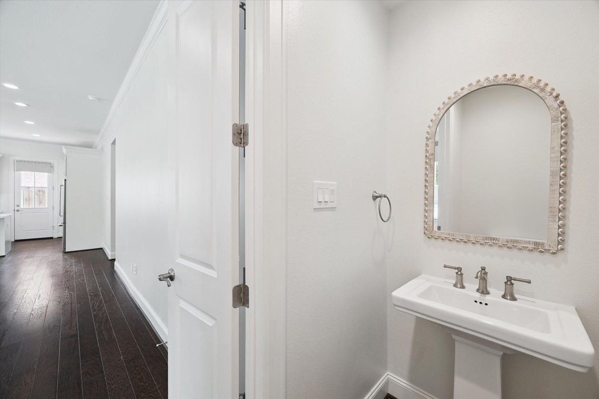 Bathroom, Interior, Recessed Lighting, Wood Texture Flooring
