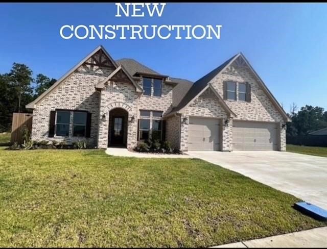 Attached, Exterior, Facade, Brick Facade, Brick Traditional