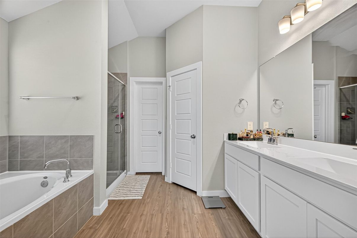 Bathroom, Dual Sink Vanities, Interior, Wood Texture Flooring