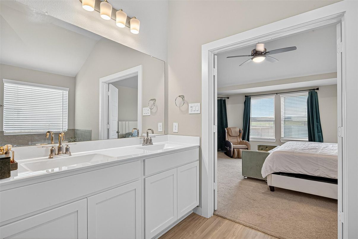 Bathroom, Bedroom, Dual Sink Vanities, Interior, Wood Texture Flooring