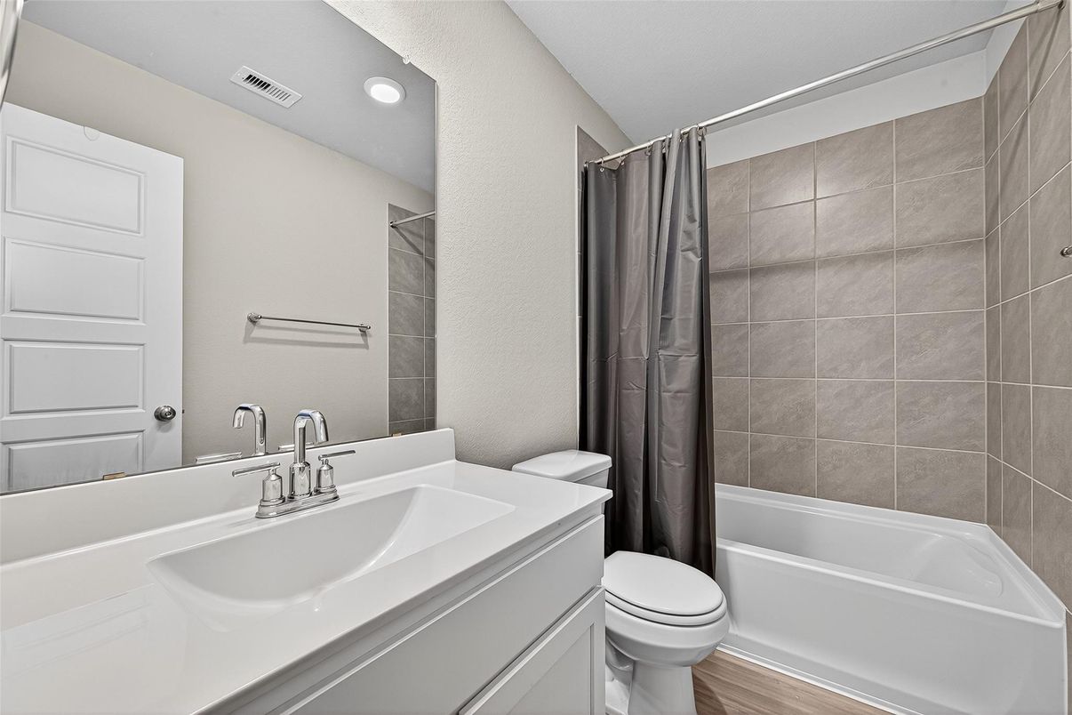 Bathroom, Interior, Recessed Lighting, Wood Texture Flooring