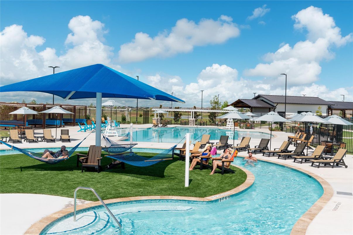 Exterior, Pool