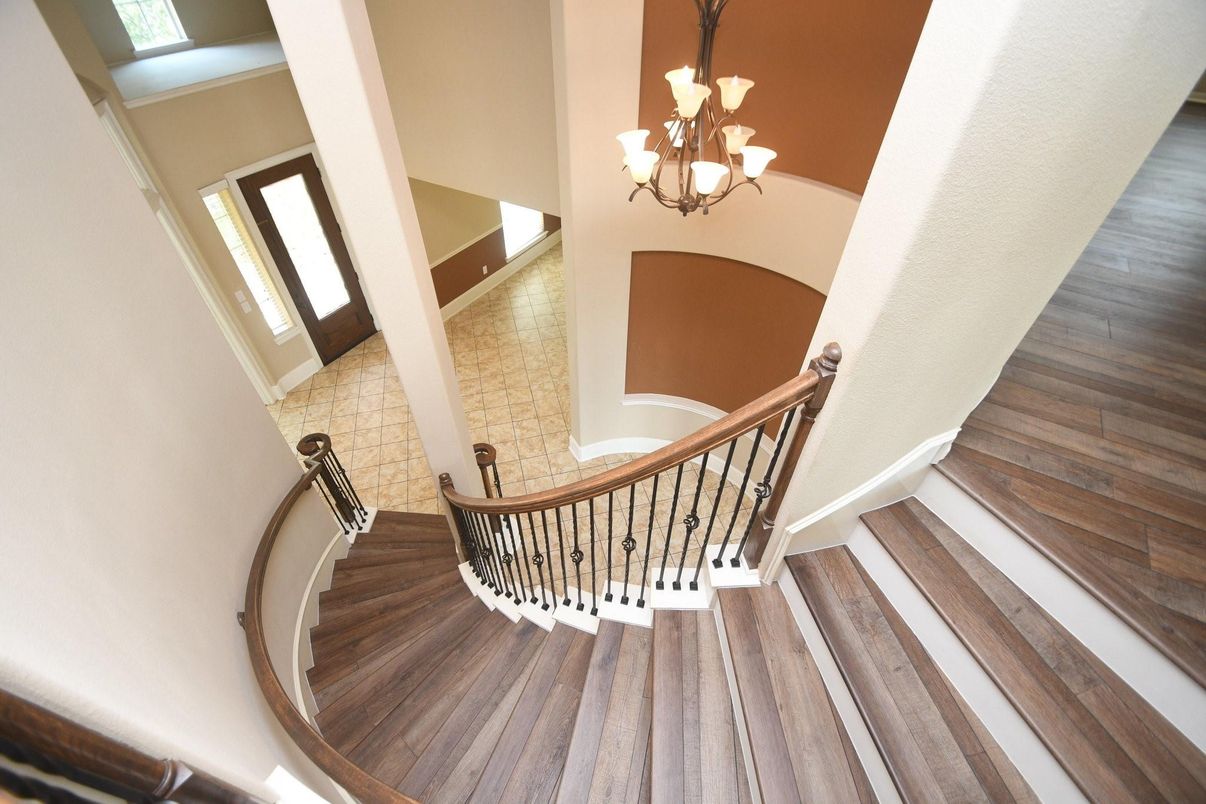 Chandelier, Interior, Wood Texture Flooring