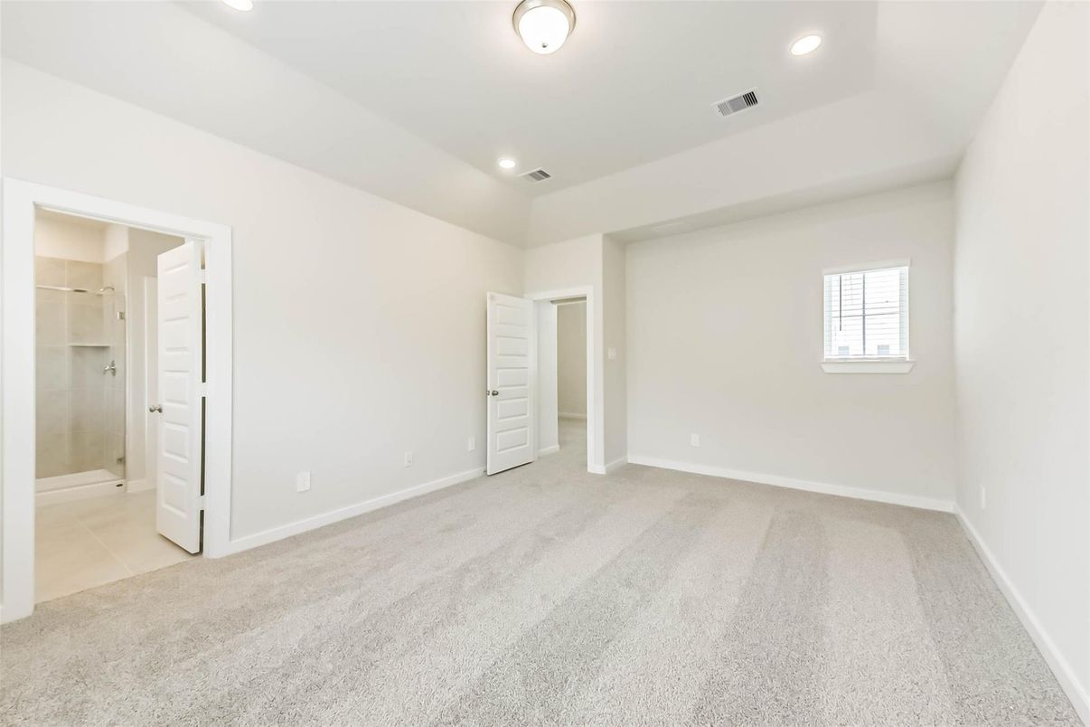 Empty room, Interior, Recessed Lighting