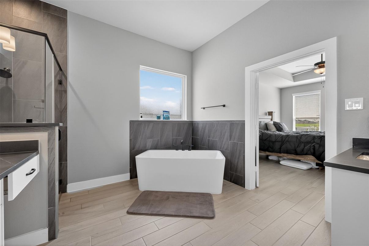 Bathroom, Bedroom, Free Standing Baths, Interior, Wood Texture Flooring