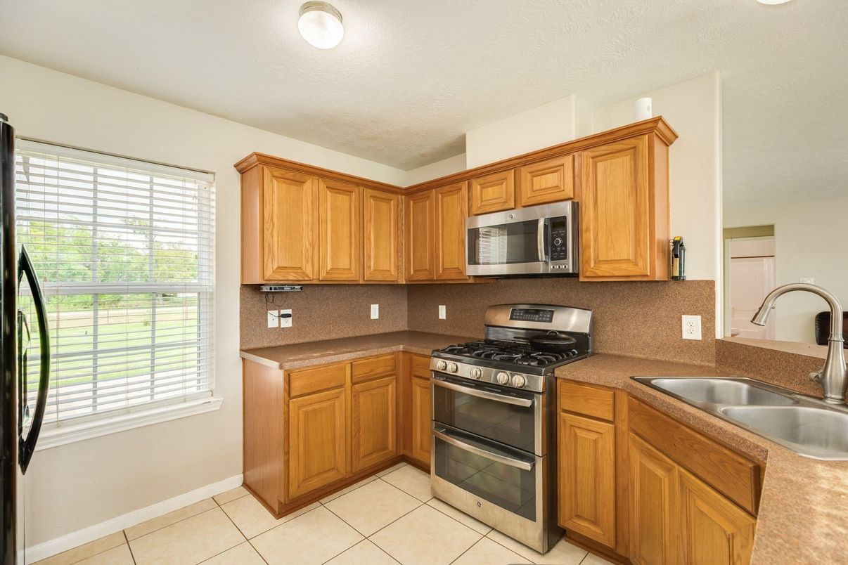Interior, Kitchen, Stainless Steel Appliances
