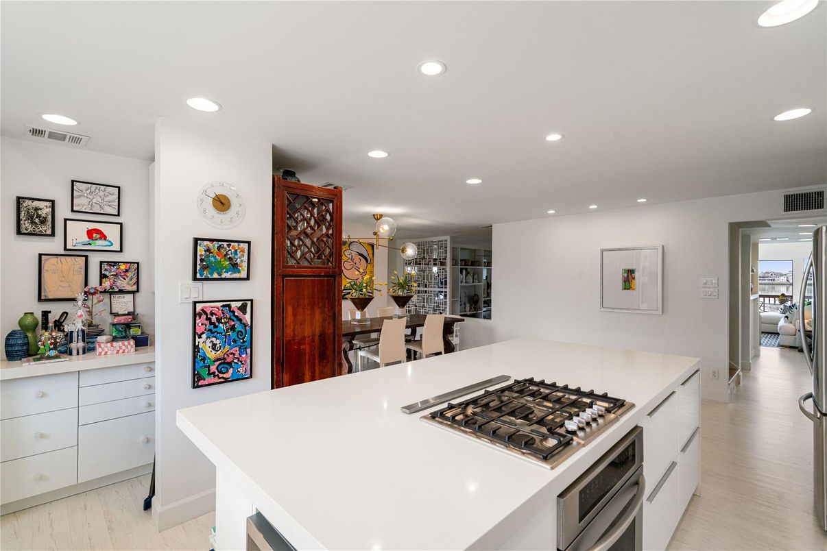 Dining room, Interior, Kitchen, Recessed Lighting, Wood Texture Flooring