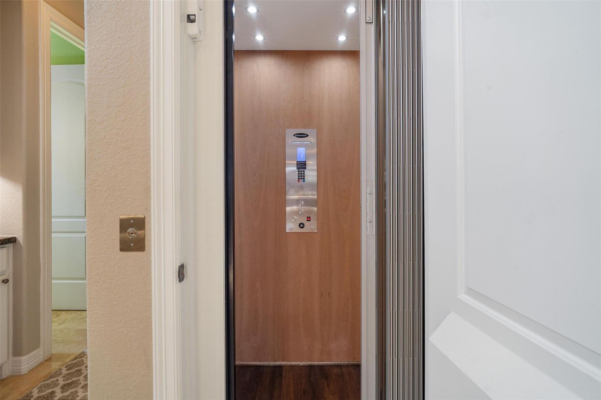 Elevator, Interior, Recessed Lighting