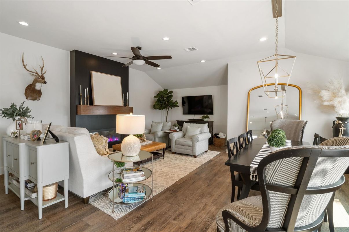 Dining room, Interior, Living room, Pendant Lights, Recessed Lighting, Wood Texture Flooring