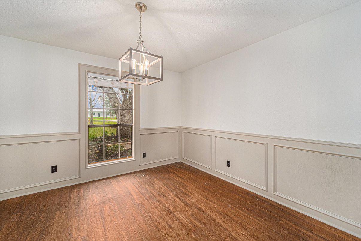 Empty room, Interior, Pendant Lights, Wood Texture Flooring