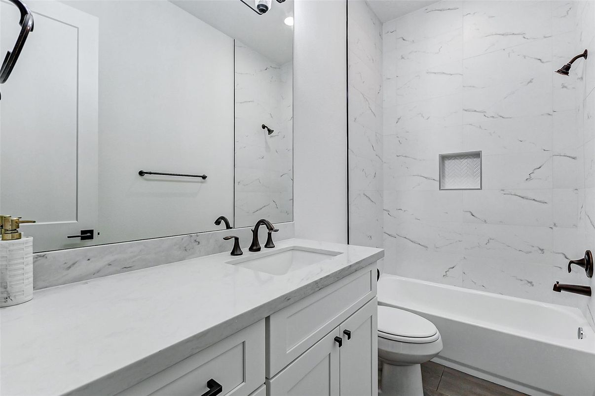 Bathroom, Interior, Marble Walls