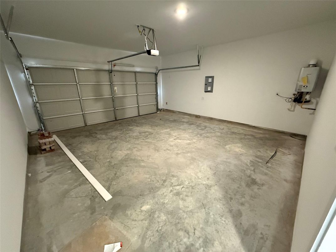 Garage, Interior