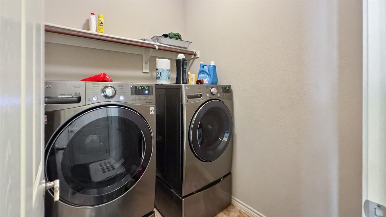 Interior, Utility Closets, Washer