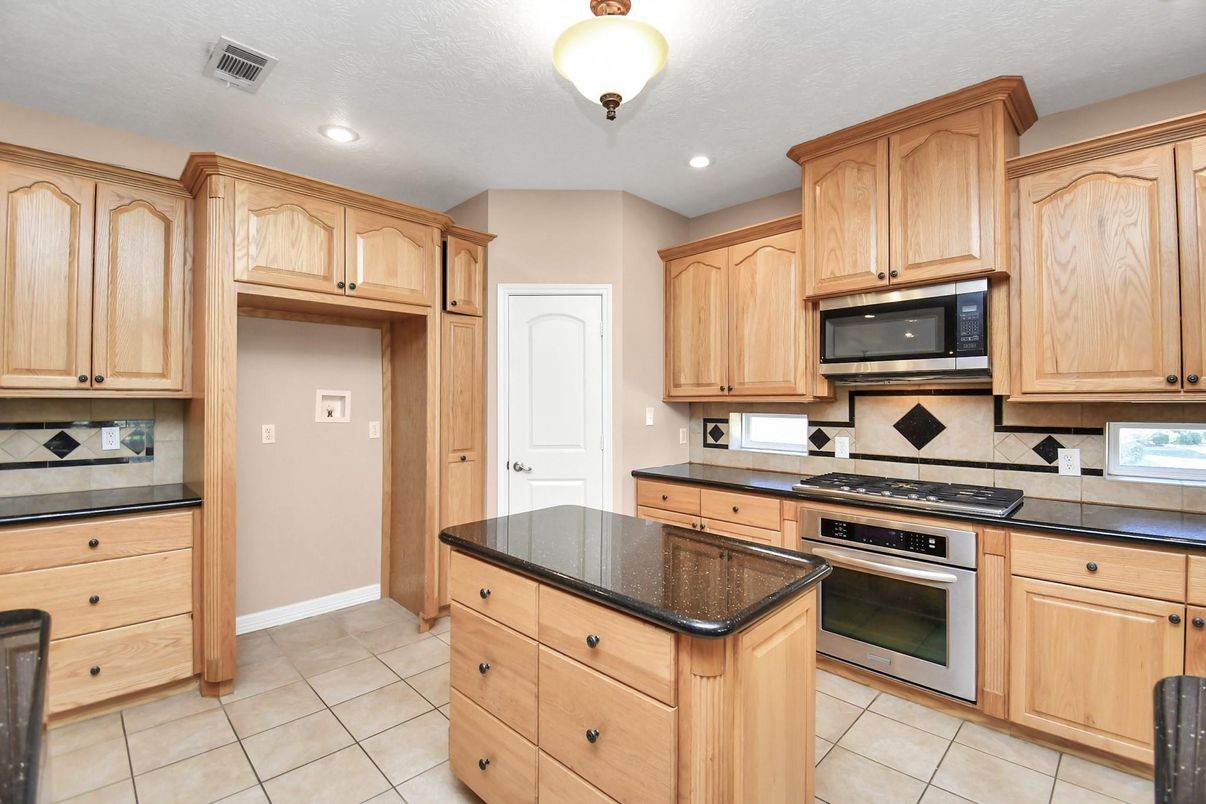 Interior, Kitchen, Recessed Lighting