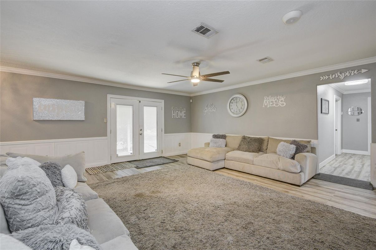 Interior, Living room