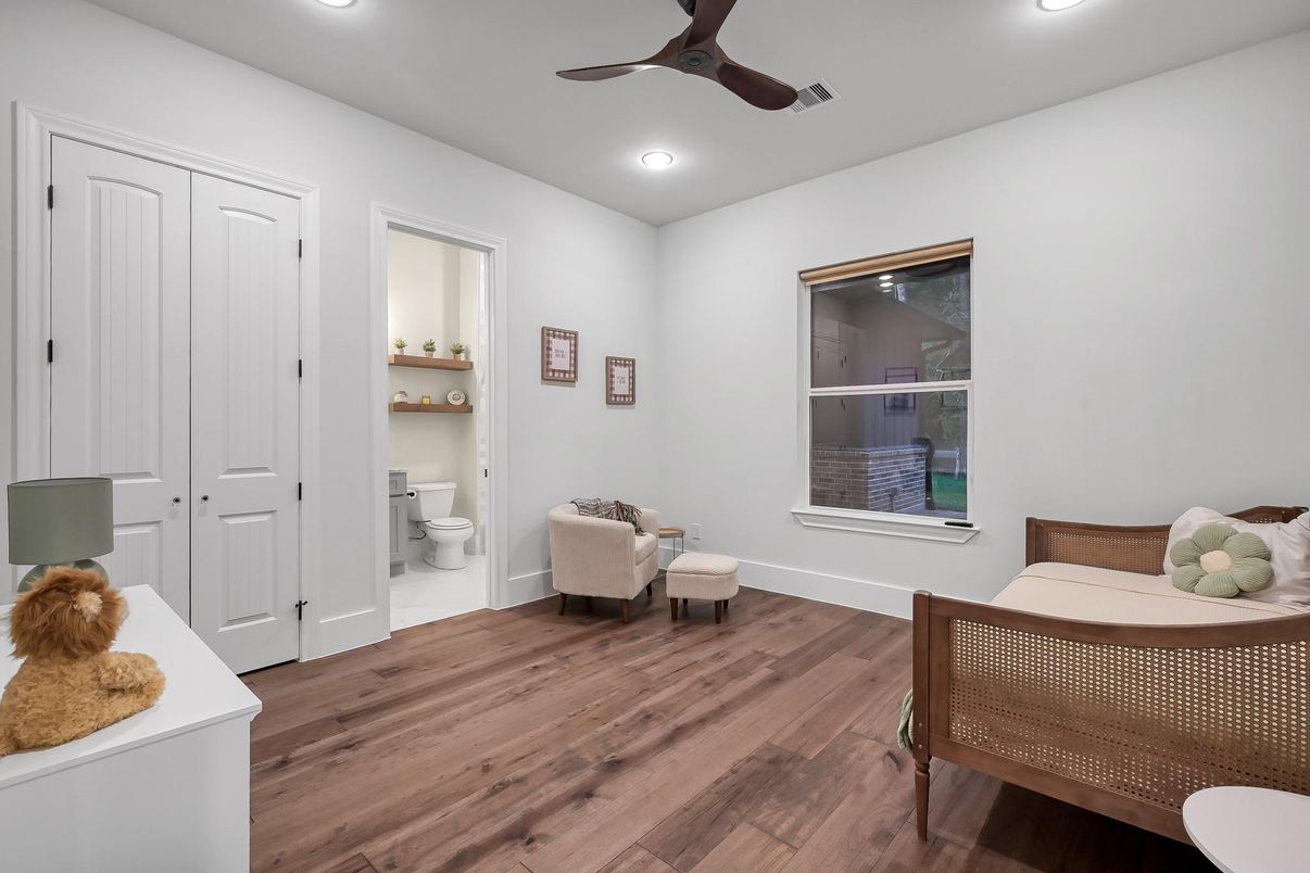 Bathroom, Bedroom, Interior, Recessed Lighting, Wood Texture Flooring