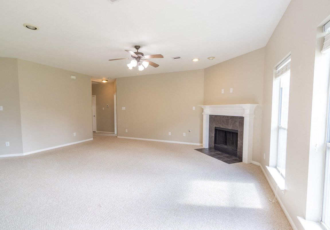 Empty room, Fireplace, Interior, Recessed Lighting