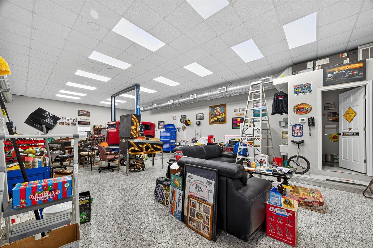 Interior, Recessed Lighting