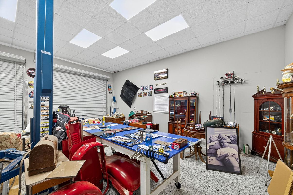 Interior, Recessed Lighting