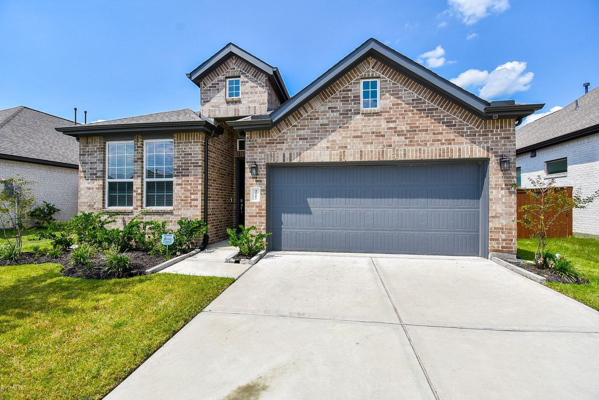 Attached, Exterior, Facade, Brick Facade, Brick Traditional