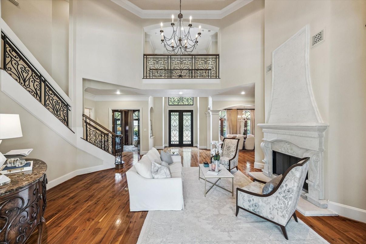 Chandelier, Fireplace, Interior, Living room, Recessed Lighting, Wood Texture Flooring