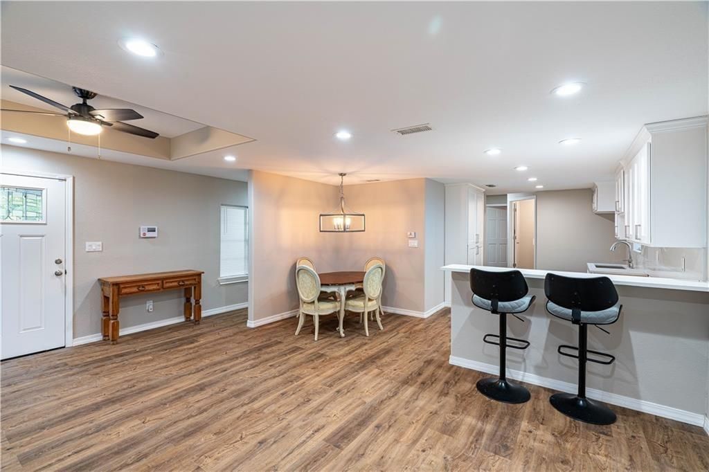 Dining room, Interior, Pendant Lights, Recessed Lighting, Wood Texture Flooring