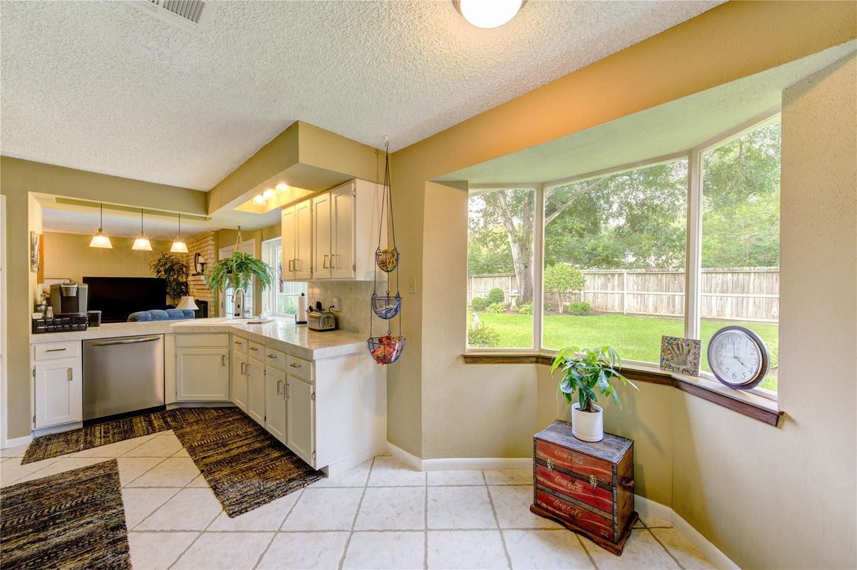 Interior, Kitchen, Pendant Lights
