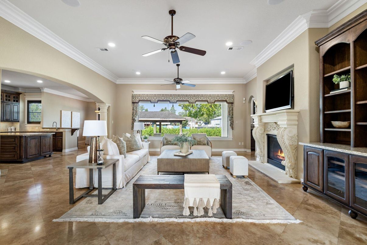 Fireplace, Interior, Living room, Recessed Lighting