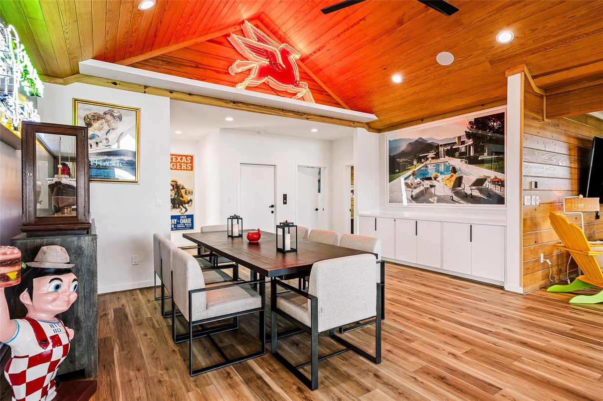 Dining room, Interior, Recessed Lighting, Wooden Ceilings, Wood Texture Flooring