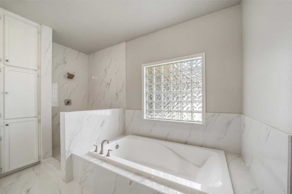 Bathroom, Interior, Marble, Marble Walls
