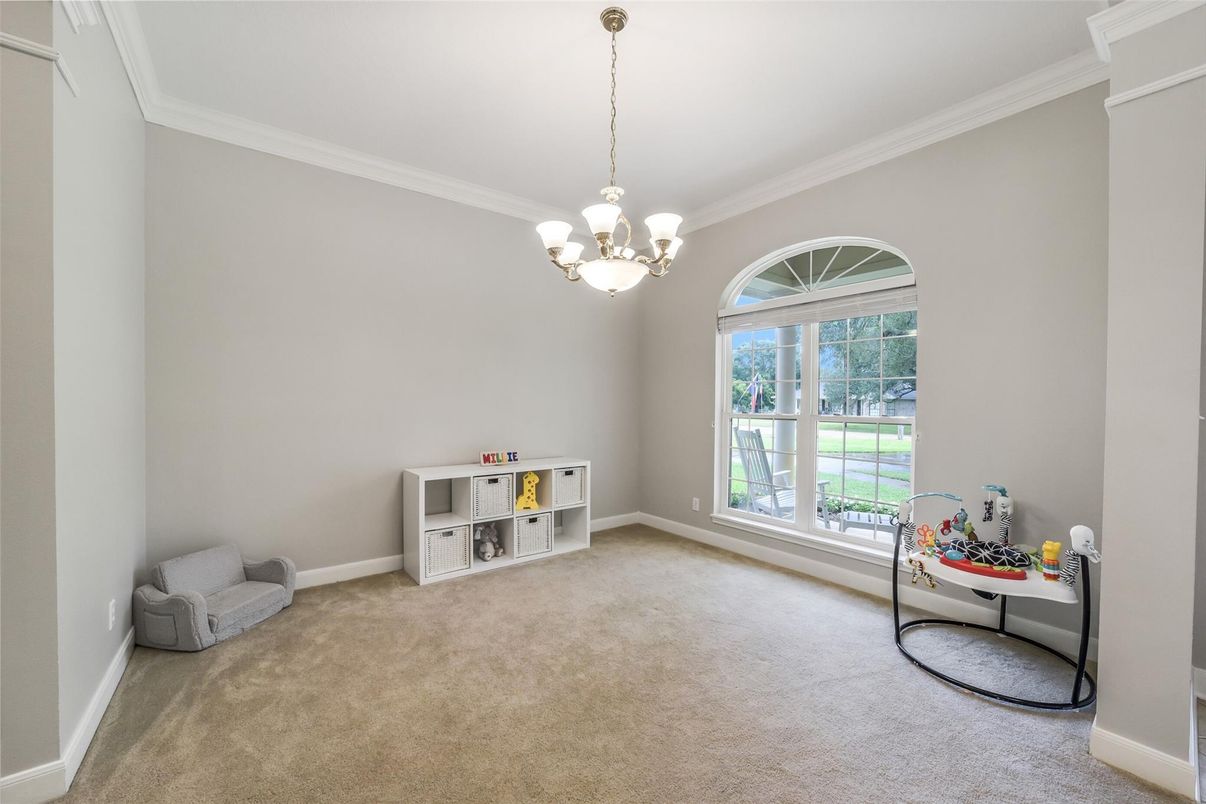 Chandelier, Empty room, Interior