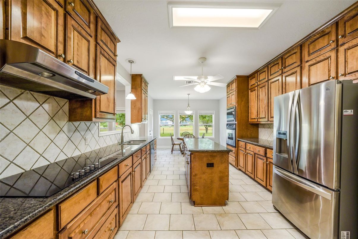 Dining room, Interior, Kitchen, Pendant Lights