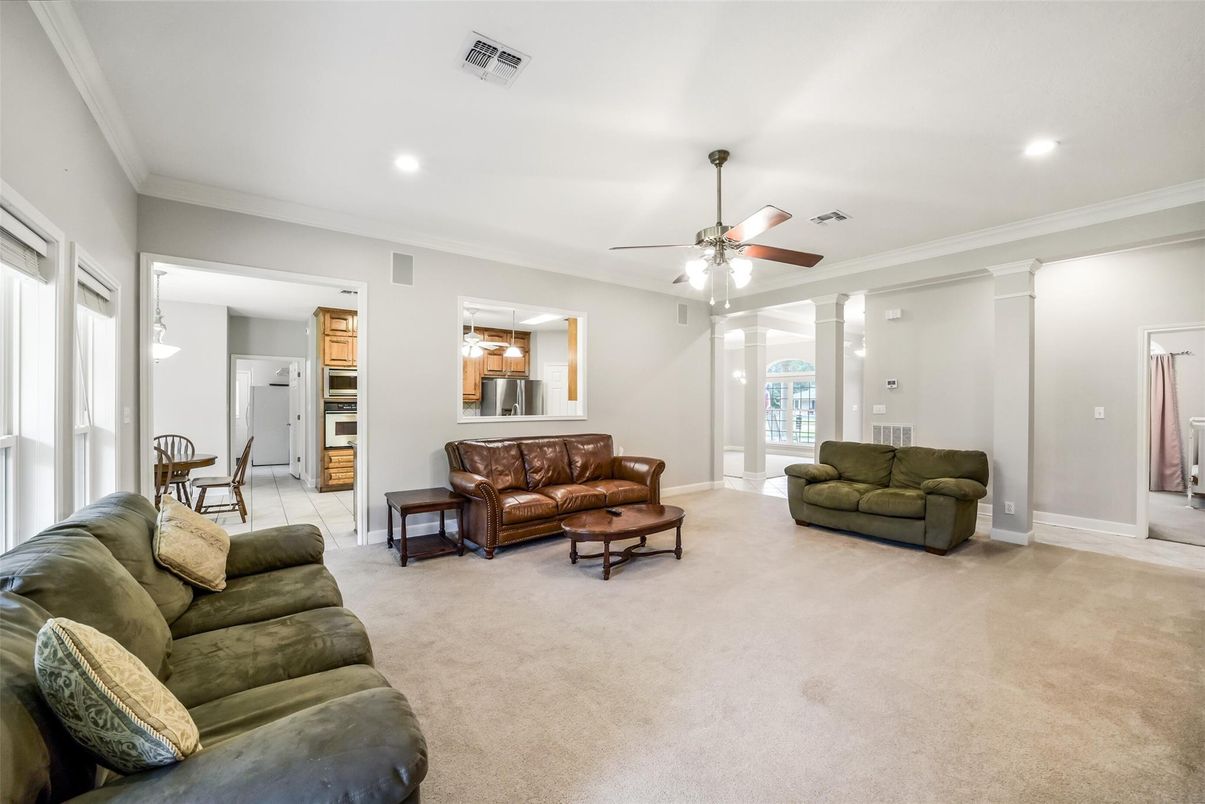 Dining room, Interior, Living room, Recessed Lighting
