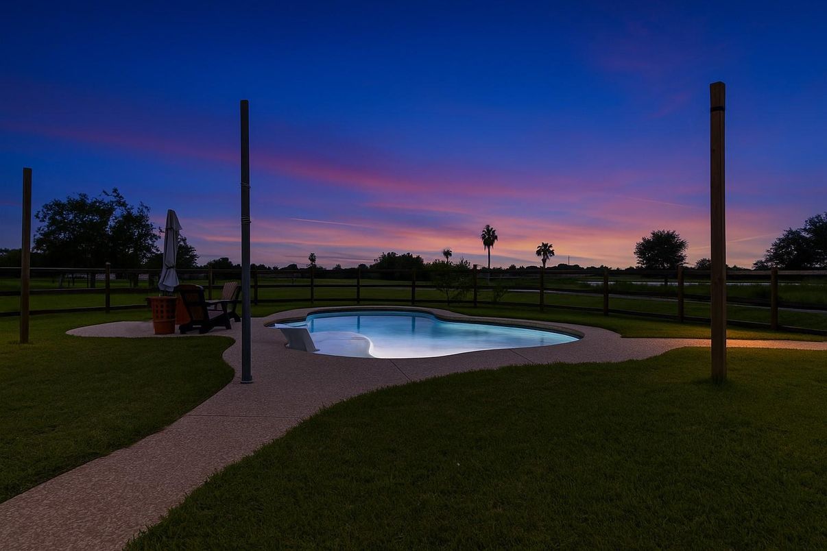 Backyard, Exterior, Pool