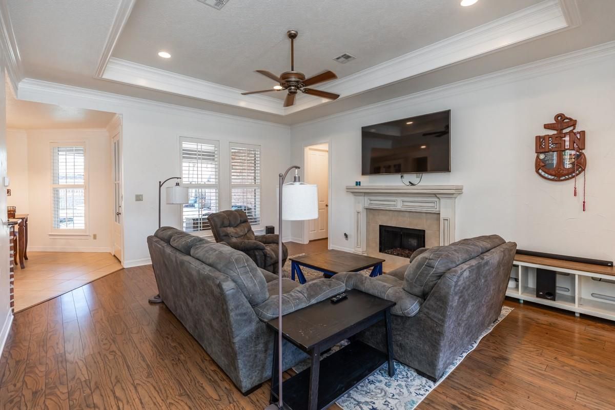 Fireplace, Interior, Living room, Recessed Lighting, Wood Texture Flooring