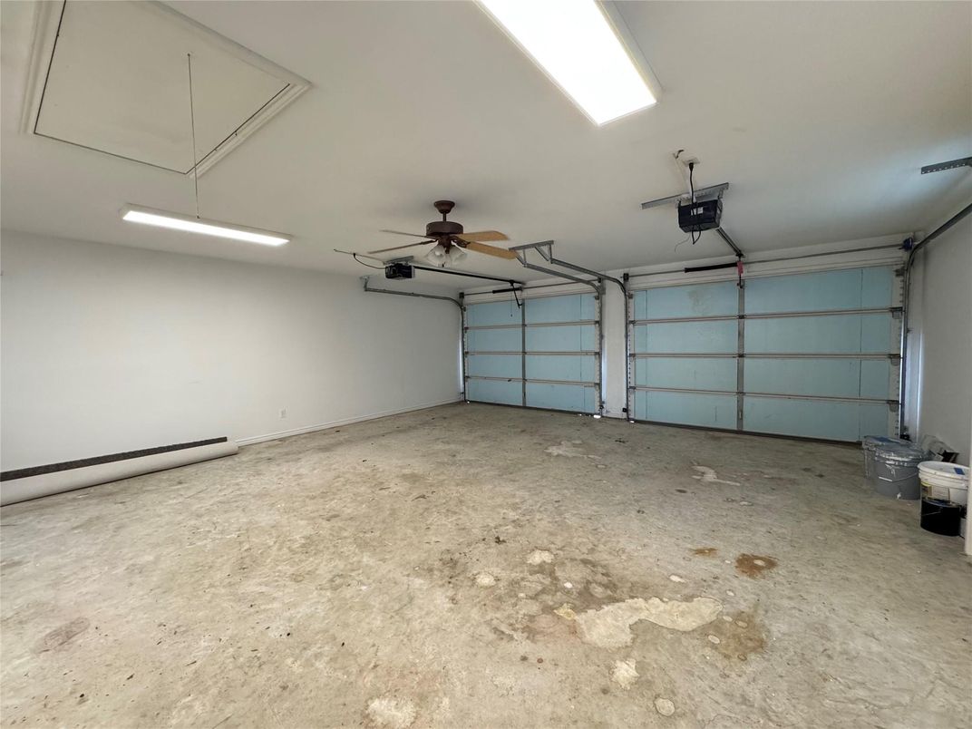 Garage, Interior, Recessed Lighting