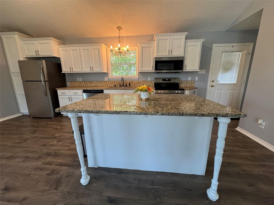 Chandelier, Interior, Kitchen, Wood Texture Flooring
