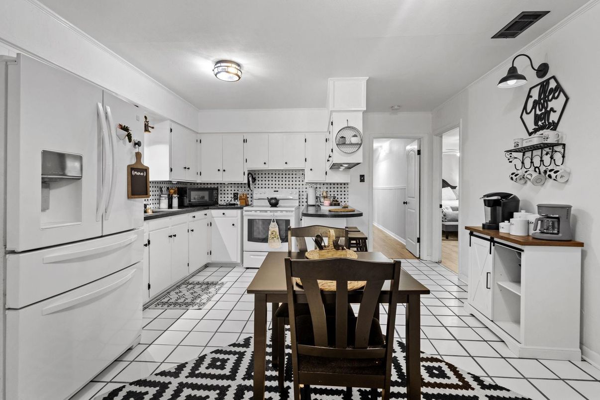 Dining room, Interior, Kitchen