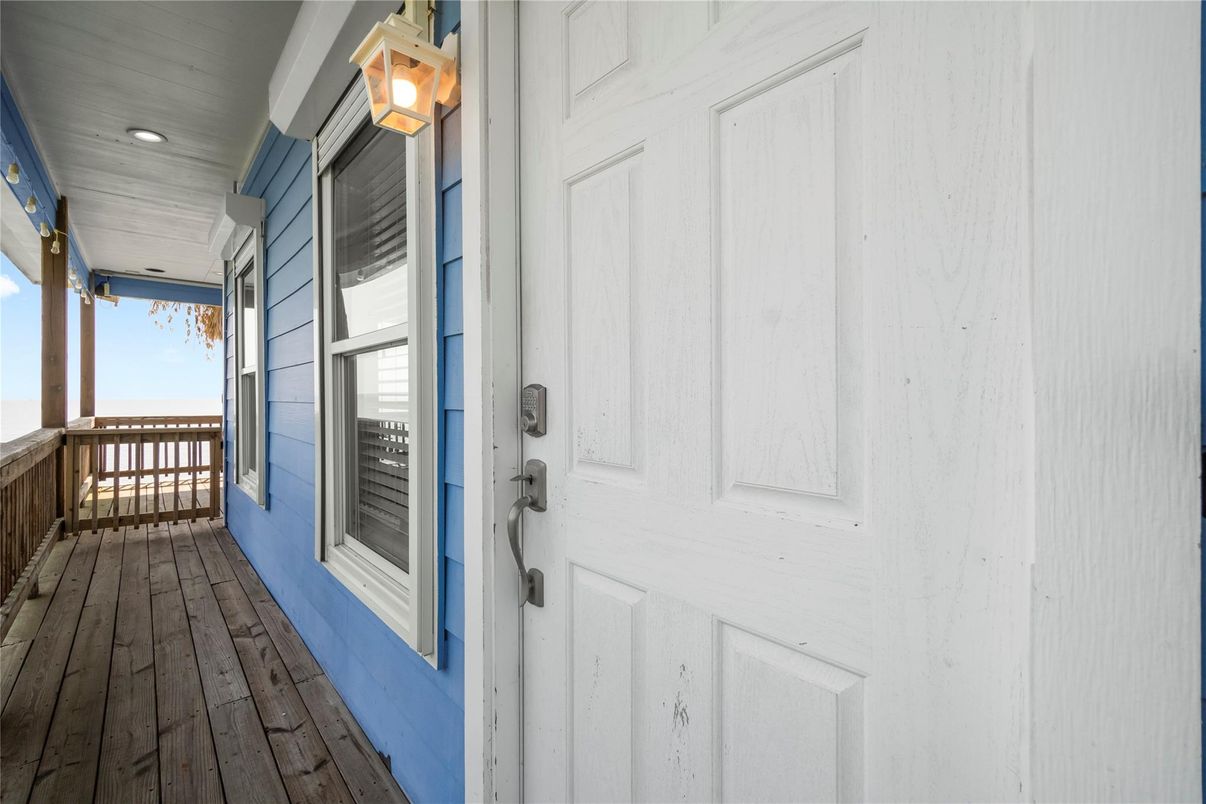 Exterior, Wood Texture Flooring