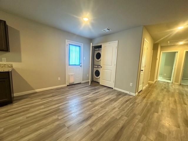 Empty room, Interior, Recessed Lighting, Washer, Wood Texture Flooring