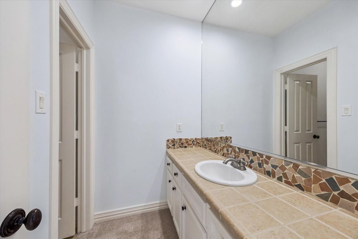 Bathroom, Interior, Recessed Lighting, Tile Countertops