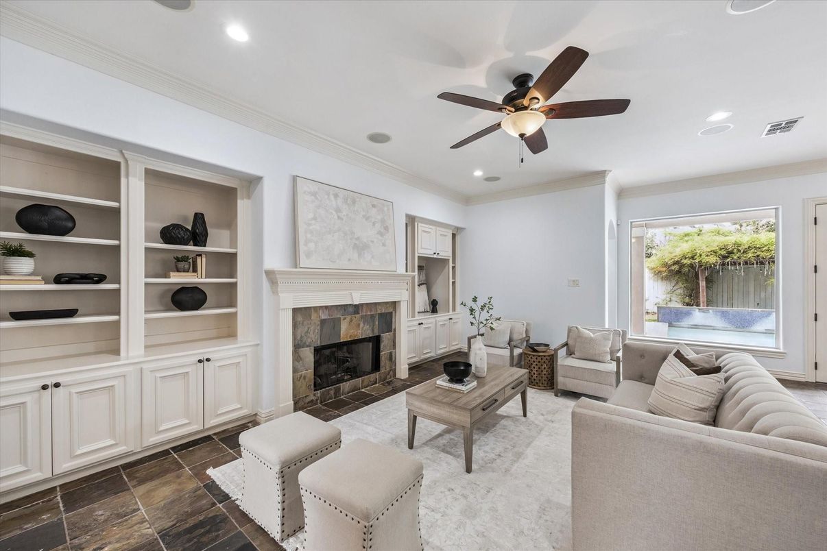 Fireplace, Interior, Living room, Recessed Lighting
