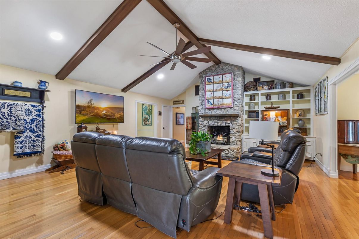 Fireplace, Interior, Living room, Recessed Lighting, Stone Walls, Wooden Beams, Wood Texture Flooring
