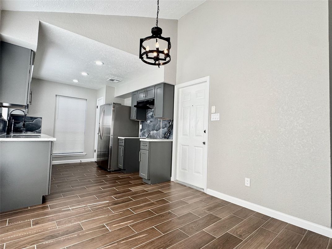 Interior, Kitchen, Pendant Lights, Recessed Lighting, Wood Texture Flooring