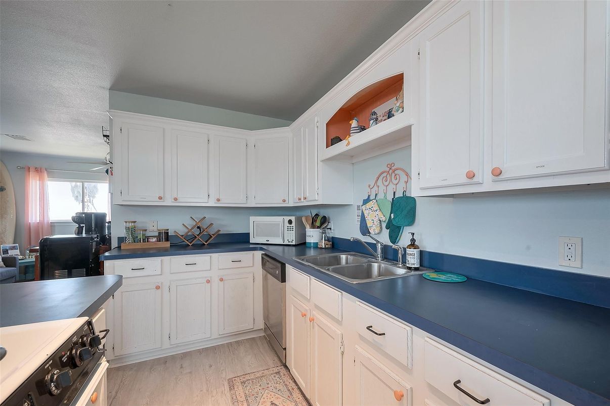 Interior, Kitchen, Wood Texture Flooring